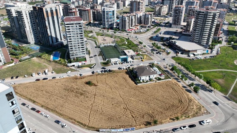 Bursa'da 150 milyon lira değerindeki arsasını satmayan çiftçi 3 ton buğday yetiştirip 39 bin lira kazanıyor - Resim : 6