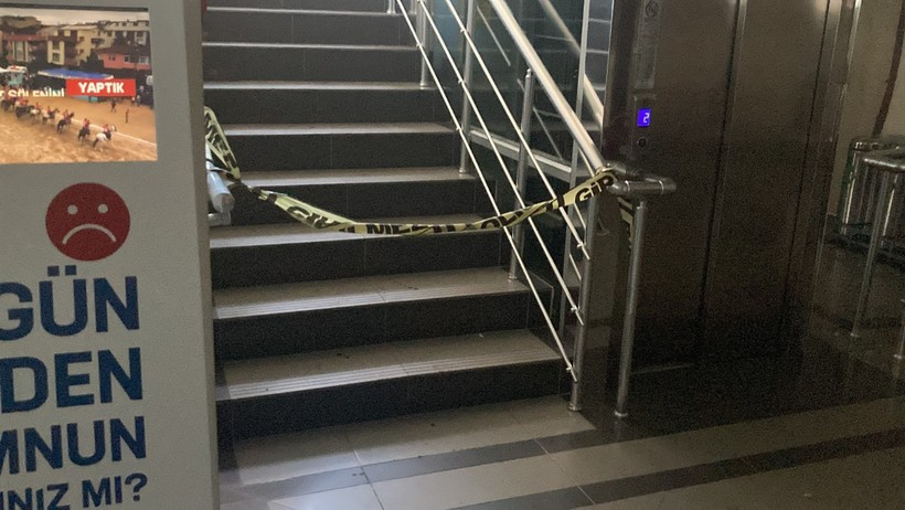 Darıca'da zabıta intihar etti belediye başkan yardımcısını da yaralandı - Resim : 2