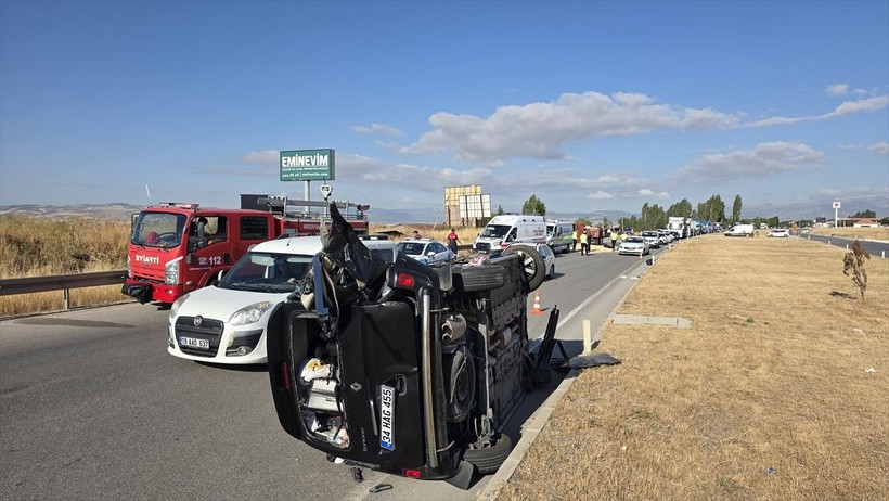 Amasya'da feci kaza: 1 ölü, 4 yaralı - Resim: 1