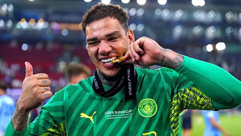 Galatasaray, Muslera'nın yerini doldurdu! Ederson tamam sıra Manchester City'de - Resim : 1