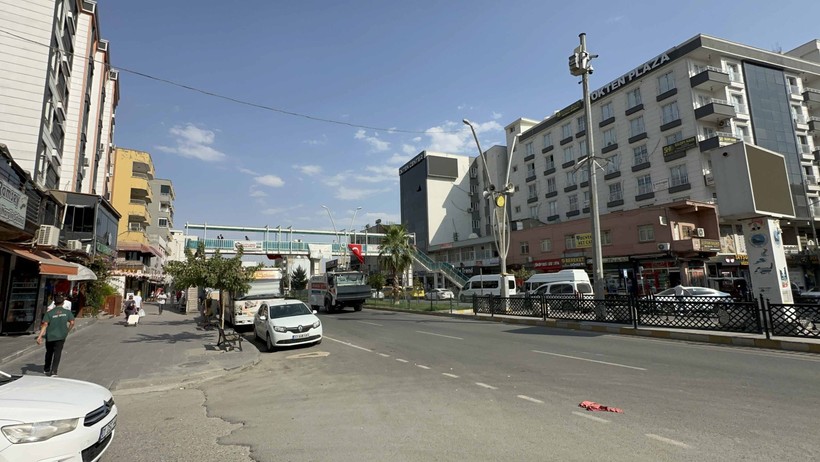 Şırnak Silopi'de termometreler 50 dereceyi gördü; sokaklar boşaldı - Resim : 1