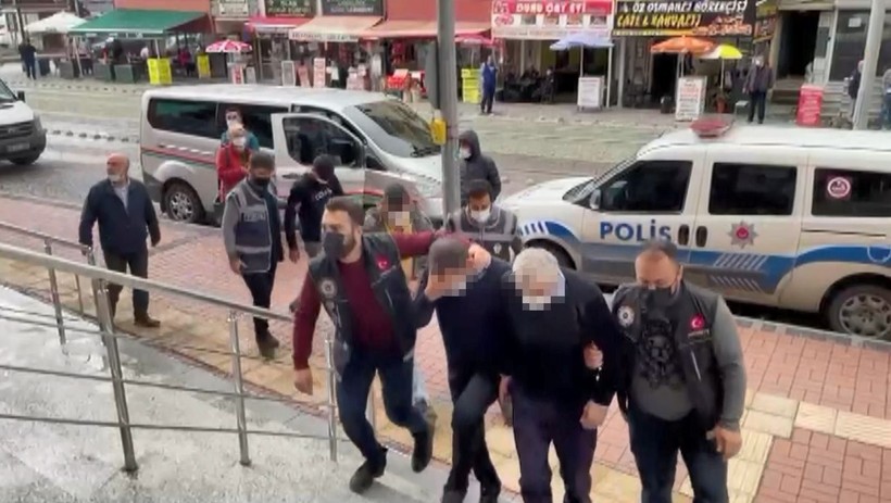 Hakkari'den İstanbul'a 107 kilo eroin sevkiyatı yapan şüpheli: otobüse para vermemek için arabaya bindim başıma neler geldi - Resim: 3