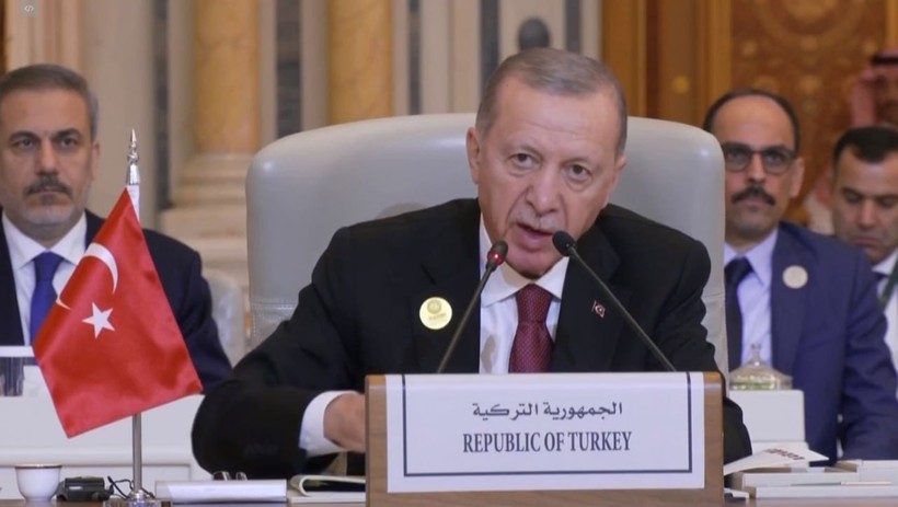Cumhurbaşkanı Erdoğan Riyad'da dünyaya seslendi! Filistin için garantörlüğe hazırız - Resim : 5