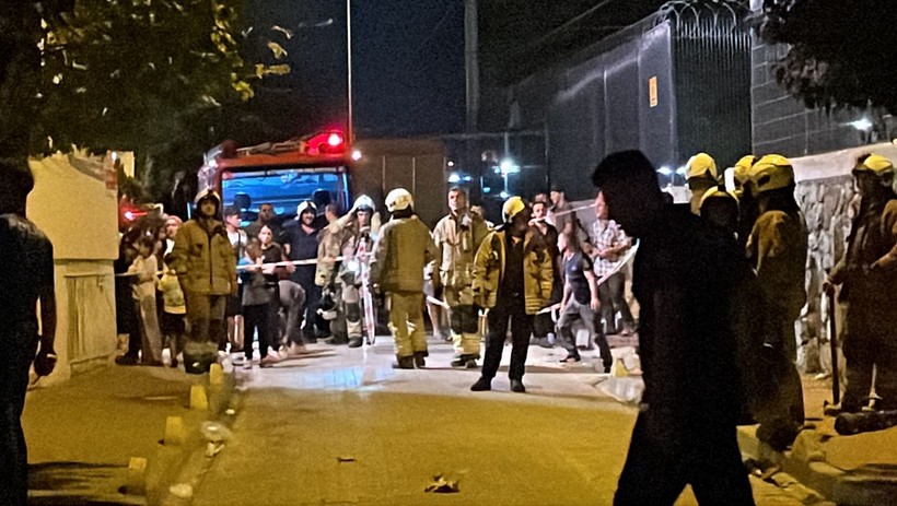 Fatih'te Banyo yapan 15 yaşındaki kız banyonun çökmesiyle alt kata düştü - Resim: 5