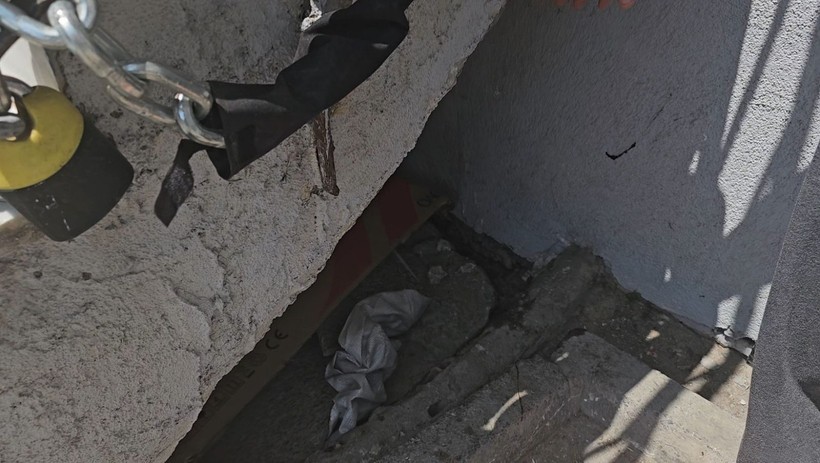 Gaziosmanpaşa'da kanalizasyondan gelen kurban kanı 2 daireyi bastı - Resim: 11