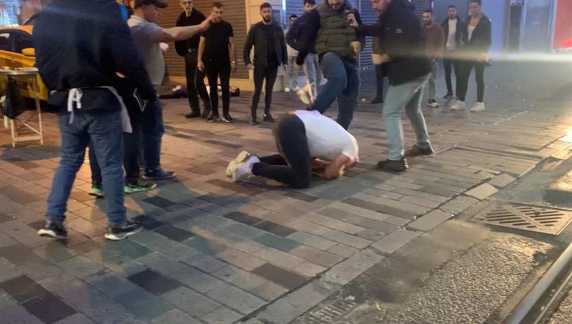 İstiklal Caddesi’nde bayıltan dayak - Resim: 6