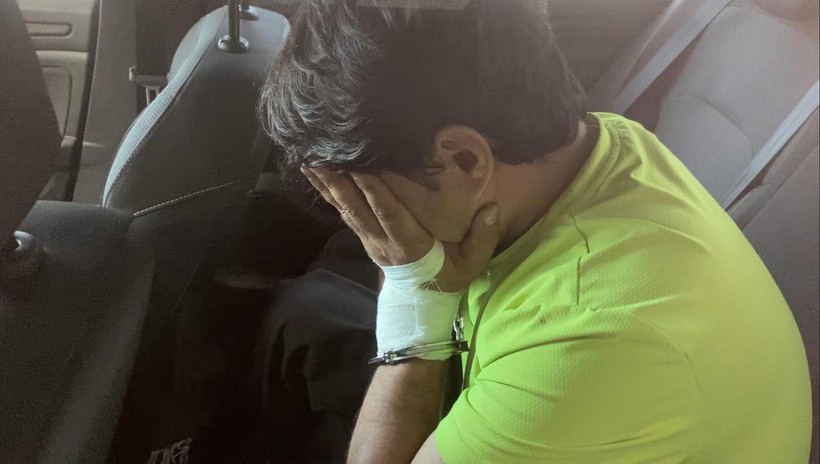 Tartıştığı sevgilisini boğazını keserek öldürdü - Resim : 2