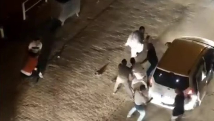 Şanlıurfa'da, sokak ortasındaki kavga kamerada - Resim : 2