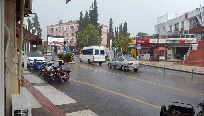 2 bin bina direkt fay hattı üzerinde! Belediye Başkanı: İnsanın içini ürperten kıpkırmızı bir tabloyla karşılaştık - Resim: 4