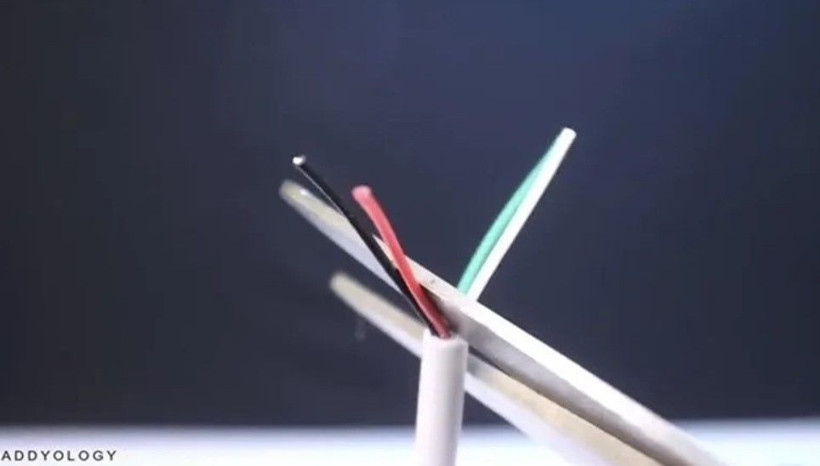 Matkap ile telefonunu şarj etti! Teknolojiyi çok farklı kullanan mucit herkesi şaşırttı - Resim: 3