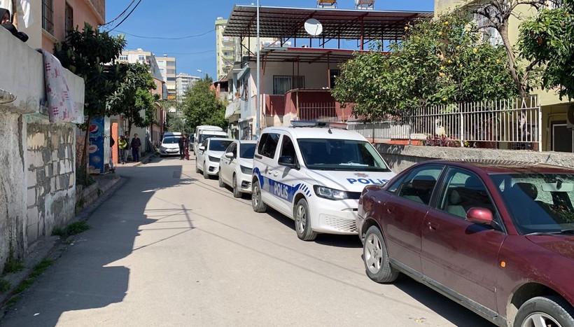 Uyuşturucu için para isteyen oğlunu, çıkan tartışmada öldürdü - Resim: 1