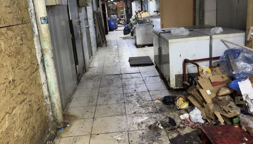 Fatih'te hijyenden uzak sakatatçılar çarşısı vatandaşı canından bezdirdi - Resim: 7
