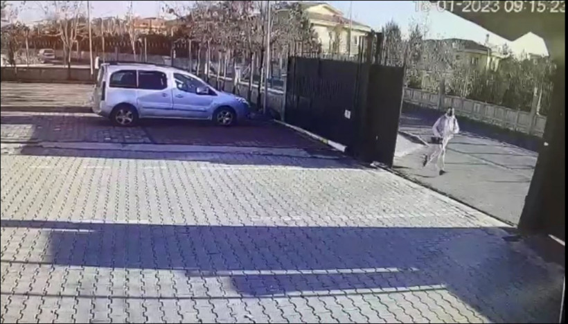 Lüks villalara giren hırsızlar, geceyi geçirip yemek yemişler; 5 gözaltı - Resim: 5