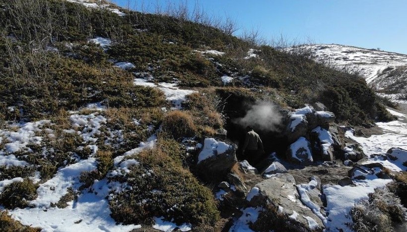 Bitlis'te ilgi çeken doğa olayı: Nemrut'un 'Buhar Bacaları' kışın tekrar aktifleşti - Resim: 9