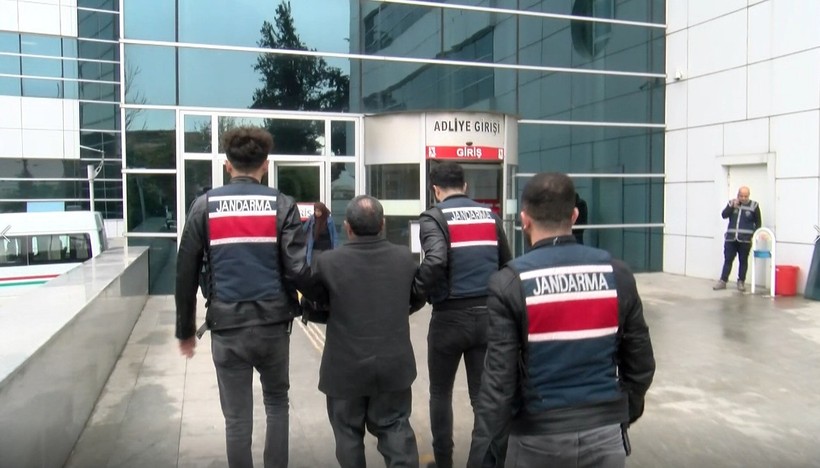 DBP'li ilçe başkanı Zeki Manaz'a PKK operasyonu! Gözaltına alındı - Resim : 1
