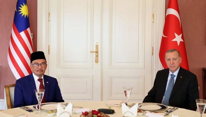 Cumhurbaşkanı Erdoğan'ın bayram diplomasisi | Ermenistan, Malezya, Endonezya liderleriyle görüştü - Resim : 1