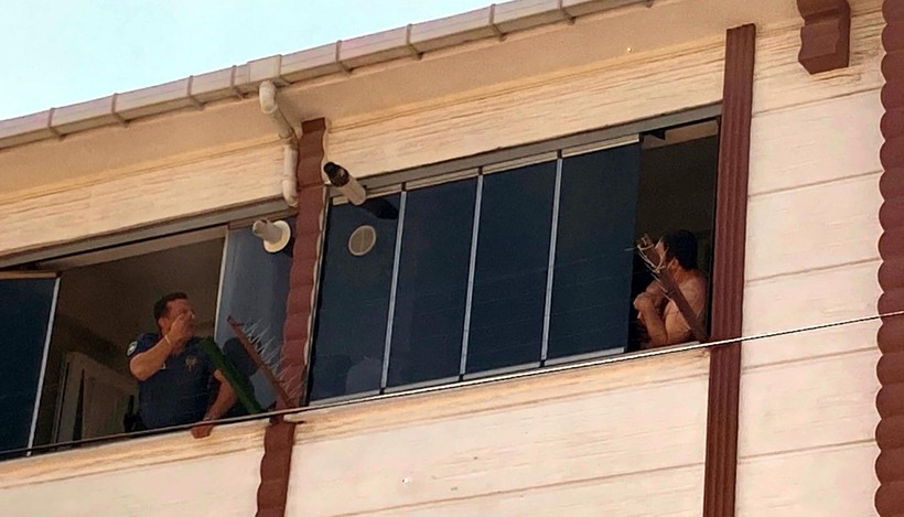 Eşiyle tartışan adam 4 aylık oğlunu pencereden atmaya kalktı - Resim: 7