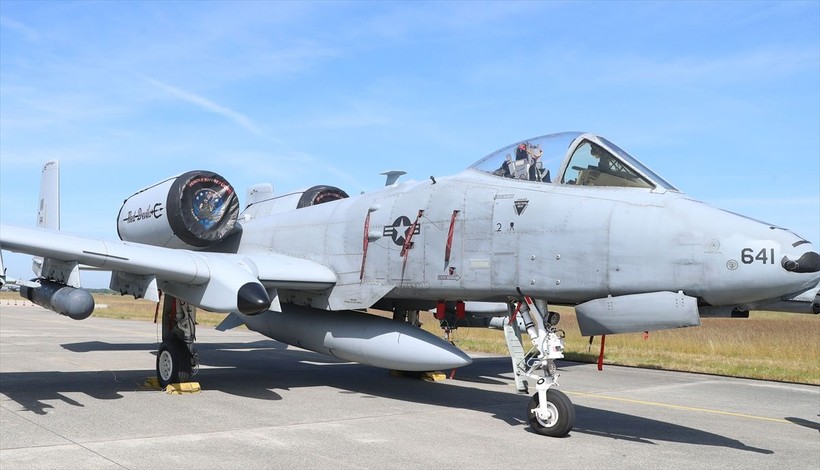 NATO, tarihinin en büyük hava tatbikatı Air Defender 2023'e hazır: Türk Hava Kuvvetlerine ait F-16 uçaklarına ve personeline ilgi çoktu - Resim: 52