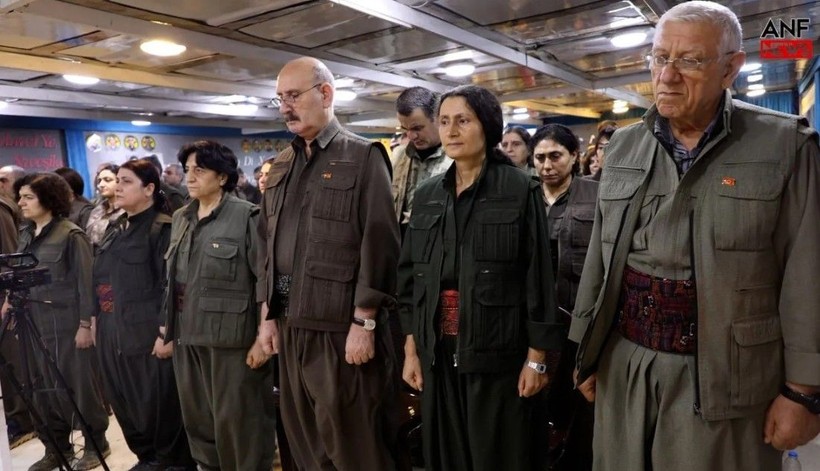 PKK kendini feshetti! Fesih kongresinden dikkat çeken kareler - Resim: 3
