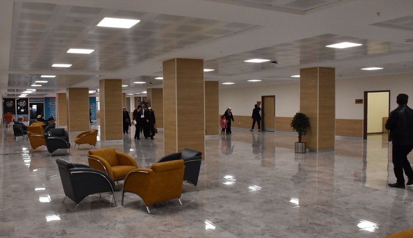 Erzurum Şehir Hastanesi bölgenin sağlık üssü haline geldi - Resim: 3