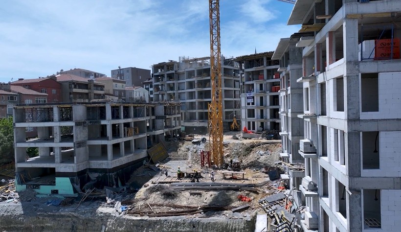 'Yarısı Bizden' ile alan bazlı örnek dönüşüm Küçükçekmece'de başladı! Bakan Kurum ilk görüntüleri paylaştı - Resim: 1