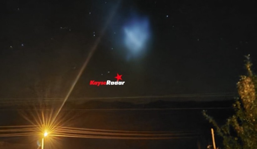 Kayseri ve birçok şehirde görülen mavi parlak cisim | Falcon 9 egzoz bulutu - Resim : 5