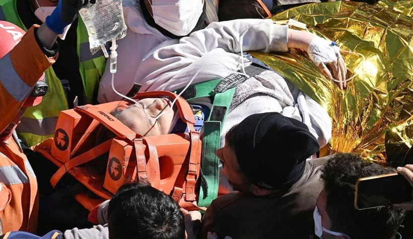 248 saat sonra kurtarılan 17 yaşındaki Aleyna Ölmez'in hayatını kurtaran şeyin ne olduğunu doktoru açıkladı - Resim: 2