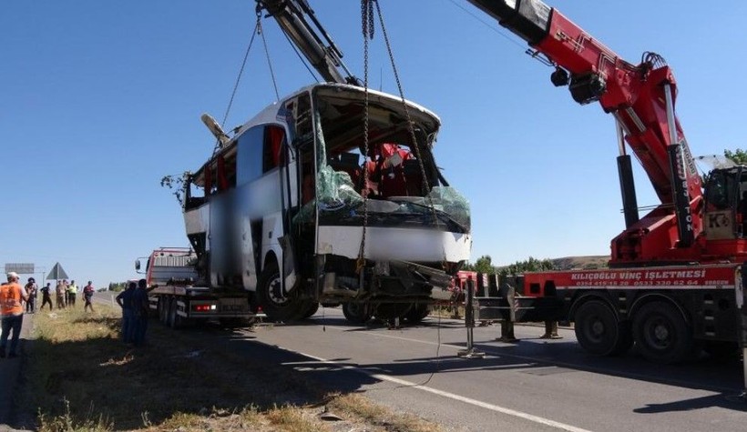 Yozgat'ta 12 kişiyi hayattan koparan kazanın sebebi ortaya çıktı! Otobüs şoförü kalp krizi geçirmiş - Resim: 15