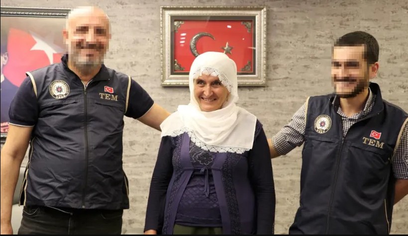 HDP önünde Diyarbakır Anneleri nöbetini başlatan Hacire Akar'ın oğlu Mehmet Akar kendisini yakarak yaşamına son verdi - Resim: 8