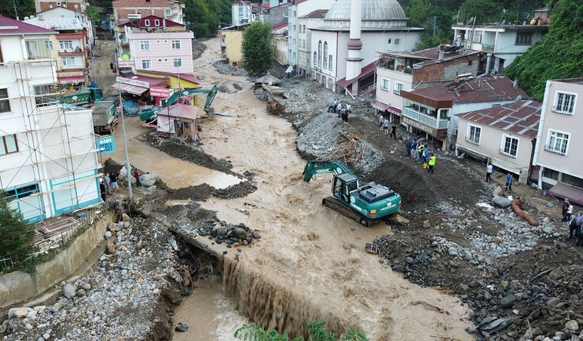 Meteoroloji 12 il için sarı, 4 il için ise turuncu kodlu uyarıda bulundu! 15 HAZİRAN HAVA DURUMU NASIL OLACAK? - Resim: 8