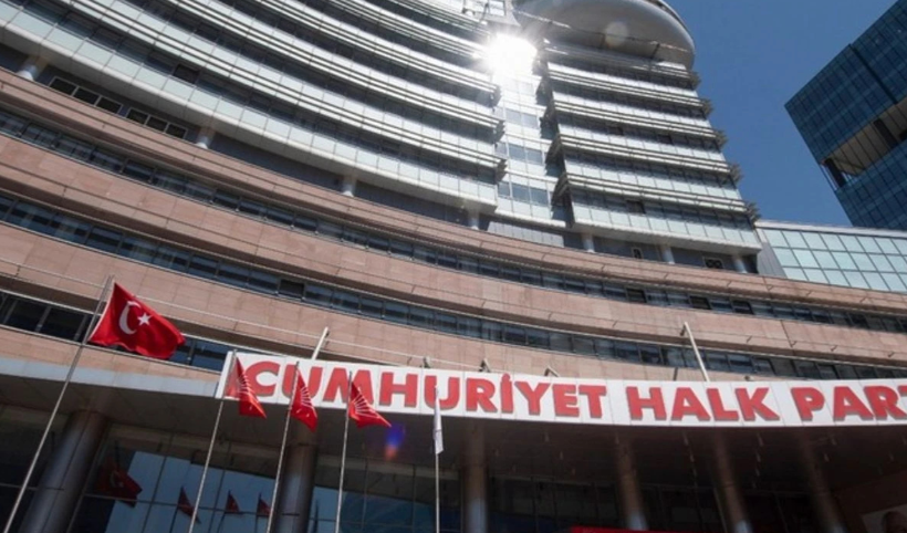 CHP'den İstanbul İl Başkanlığı binası ile ilgili flaş karar!