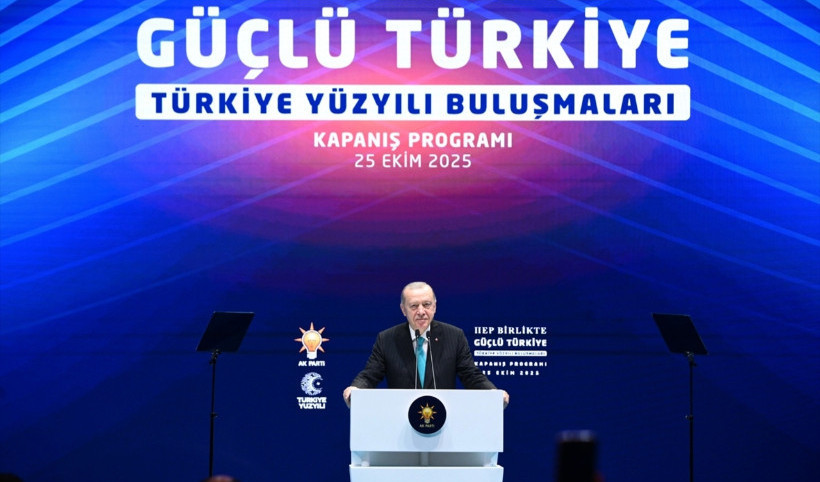 Cumhurbaşkanı Erdoğan’dan CHP’li belediyelere sert mesaj: “Yolsuzluk, çöp, su kesintisi… Hepsi bizde kayıtlı”