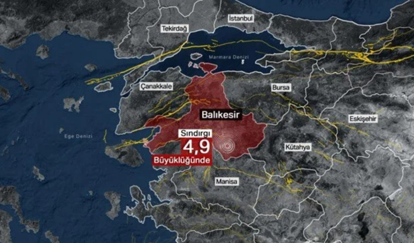 Sındırgı'da 4.9 büyüklüğünde deprem: İstanbul ve çevre illerden hissedildi