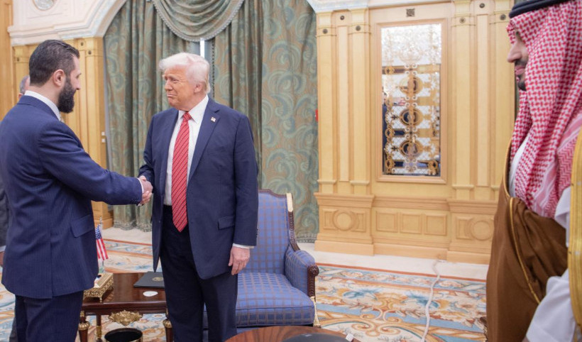 ABD’den Suriye’ye yeni dönem mesajı: Şara terör listesinden çıkarıldı