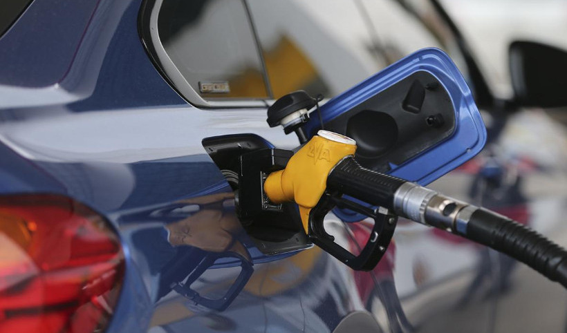 Benzine bu gece zam geliyor: Litre fiyatı 1 lira 26 kuruş artacak