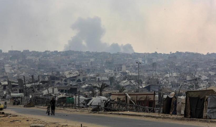 İsrail ordusunun Gazze Şeridi’nin güneyinde bir eve saldırısı sonucu 3 Filistinli hayatını kaybetti