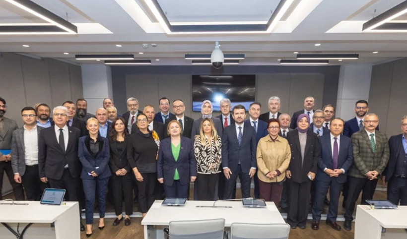 Basın İlan Kurumu’ndan yayıncılık sektörüne yeni düzenlemeler: İlan tarifesi arttı, trafik ve haber kriterleri güncellendi