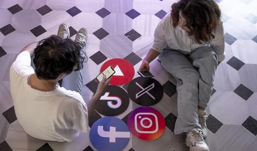 Türkiye'de mesajlaşmanın yeni lideri belli oldu! WhatsApp'ın payı düştü, Instagram yükseldi