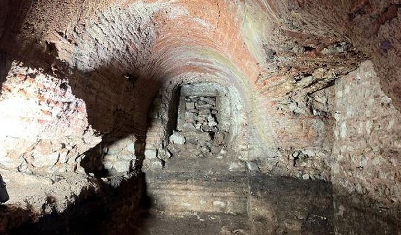 İstanbul Saraçhane'de kazı çalışmalarında keşfedildi! Tam 1500 yıllık - Resim: 1