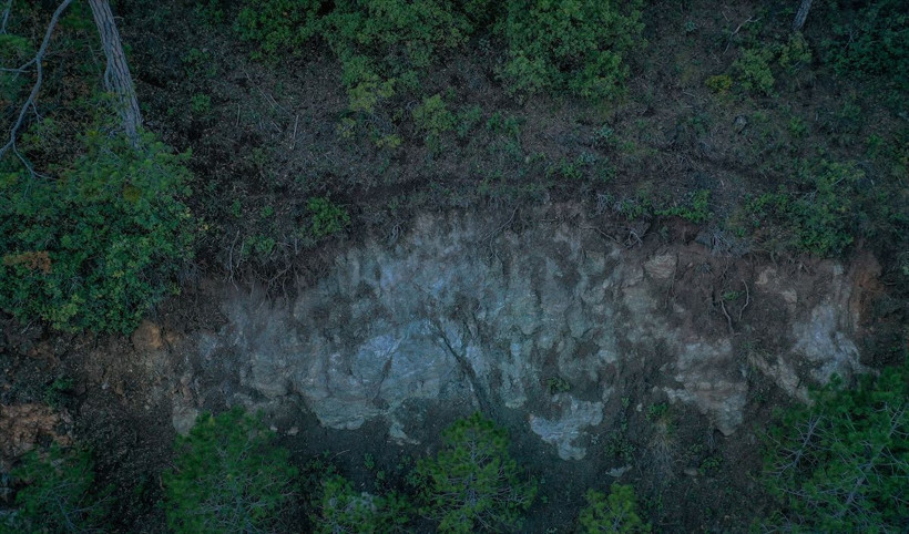 Sındırgı'daki saha araştırmasında gözle görülür fark: Ölü faylar uyandı - Resim: 9