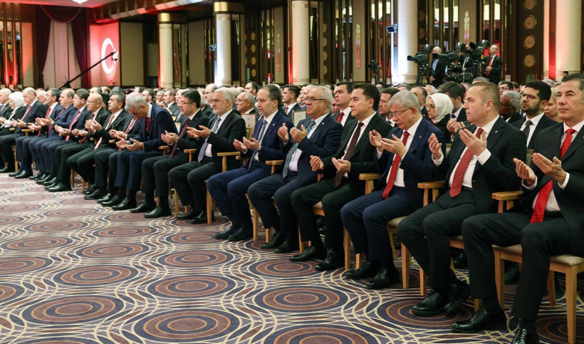 Ali Babacan ve Mehmet Şimşek, 29 Ekim resepsiyonunda sohbet etti - Resim : 1