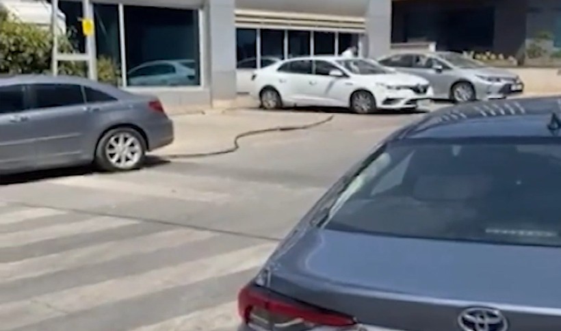 Ümraniye'de sıcaklar kabloları yaktı! İşte o görüntüler... - Resim: 5