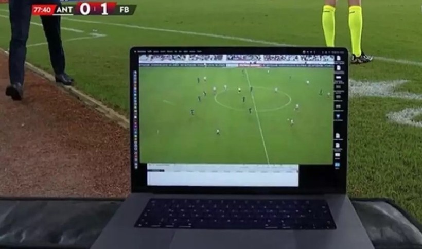 Okan Buruk'tan Jose Mourinho'ya gönderme - Resim : 4