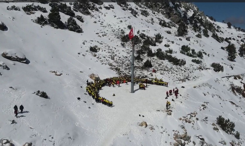 Merhum BBP Genel Başkanı Muhsin Yazıcıoğlu vefatının 14'in yılında anılıyor - Resim: 5