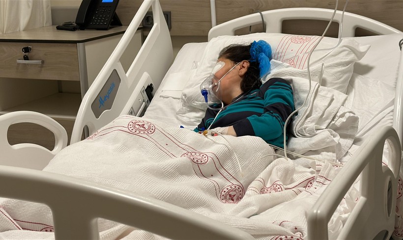 Kütahya'da şizofreni hastası kadın 5 yıl sonra başka bir hastanın daha gözlerini oydu - Resim : 1