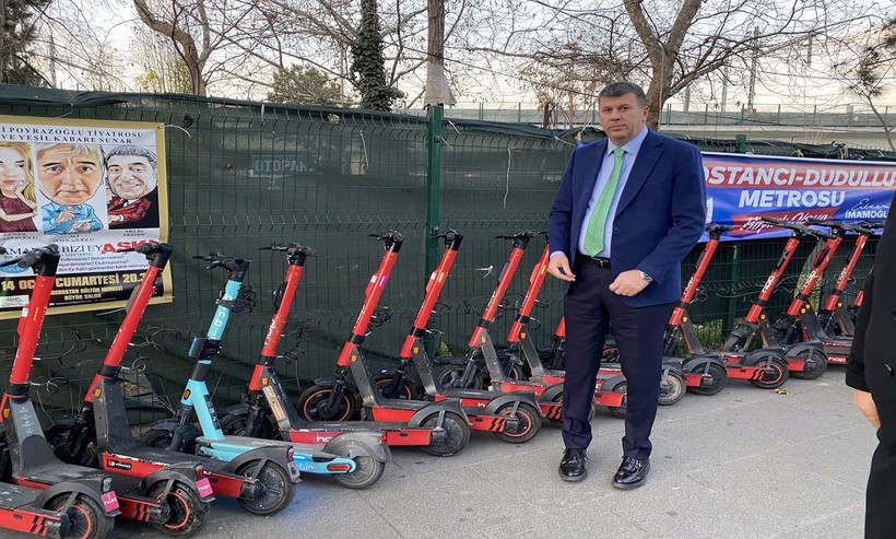 Kadıköy Belediyesi dün kaldırımlardaki scooterların toplatılacağını duyurmuştu! Hem toplatıldı hem de ceza yazıldı - Resim: 7