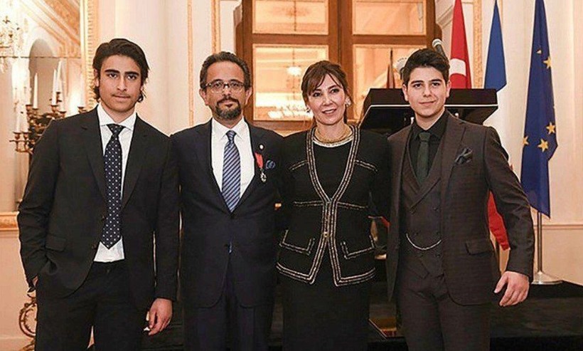 Ali Sabancı ve Vuslat Doğan Sabancı hakkında şoke eden iddia! Yardımcısının ahı mı tuttu? - Resim: 16