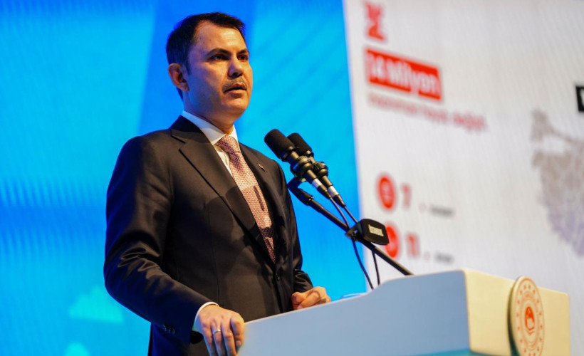 "Enkaz değil umut konuşuyoruz" Bakan Kurum'dan güçlü deprem mesajı