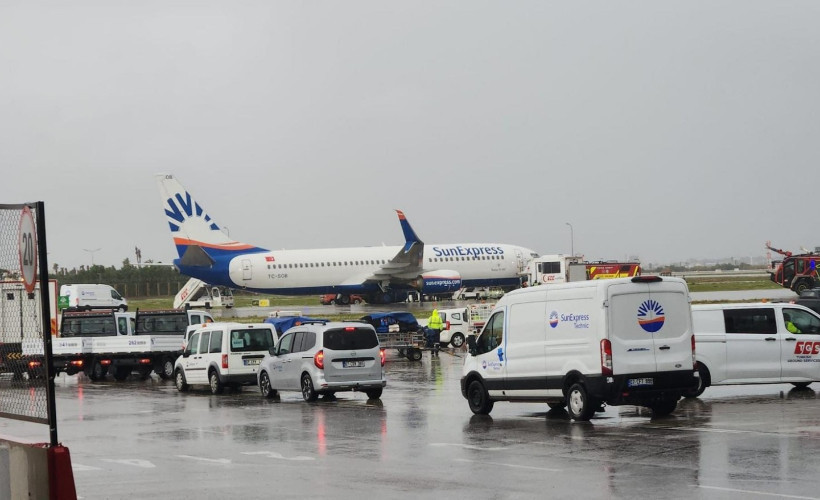 Antalya Havalimanı’nda kalkış öncesi panik: SunExpress uçağında iniş takımı arızası