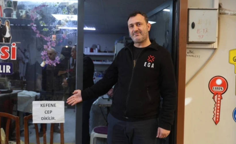 Pazarlıktan ve cimrilikten bıktı, dükkan camına astı: "Kefene cep dikilir"